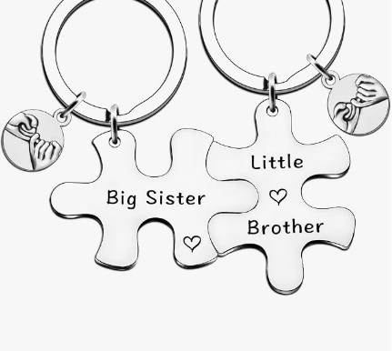 QMVMV Sister and Brother Keyring Set - Sibling Gifts for Big Sister and Little Brother - Birthday and Christmas Presents